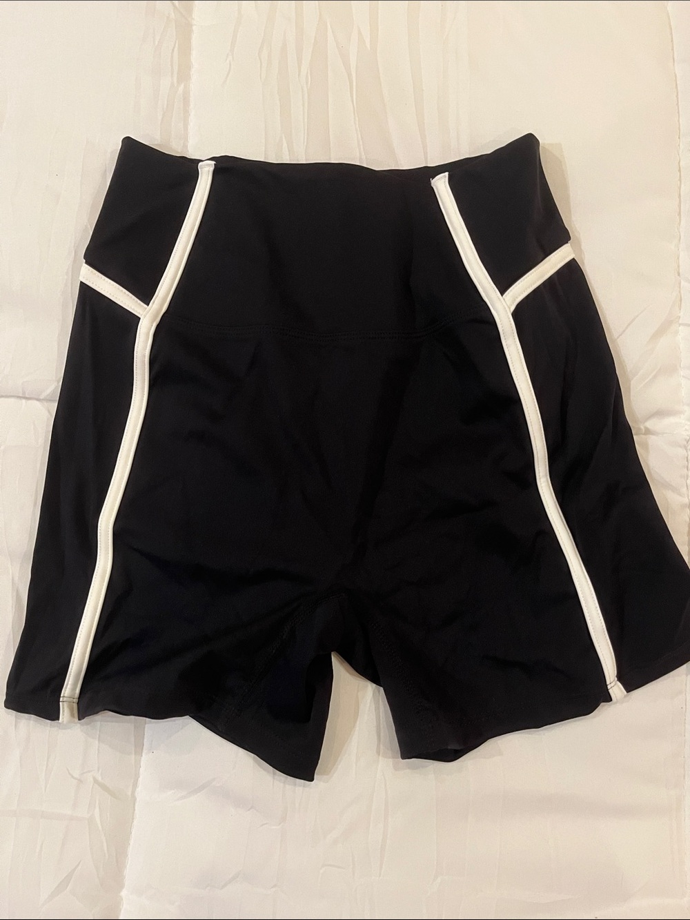 High-Rise Black Bike Shorts with White Contrast Piping